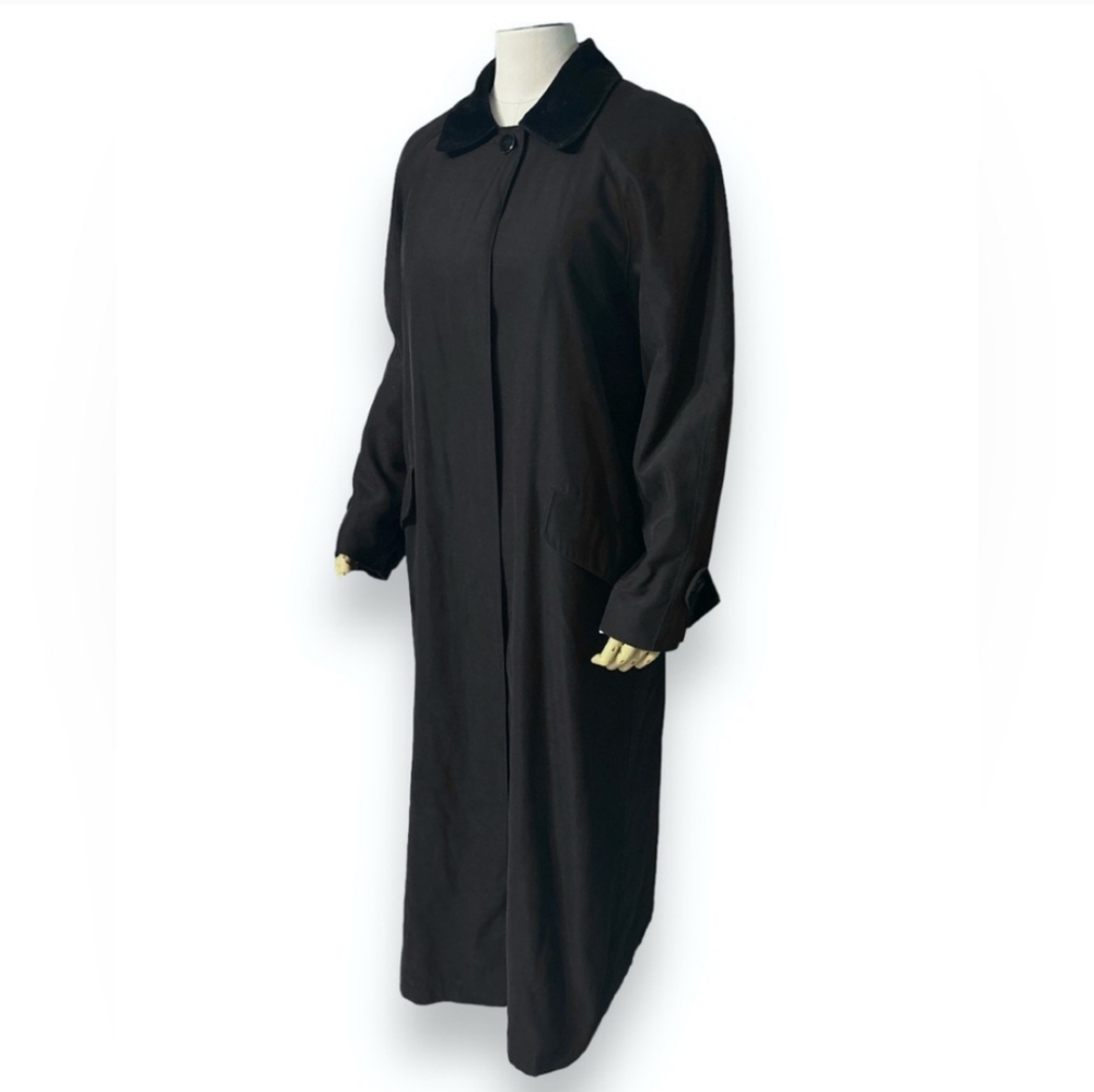 ANNE KLEIN Full Length Black Trench Coat Velvet Collar